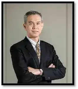 คุณสมเกียรติ  สมบุญเรืองศรี อดีต Vice President ธนาคารกสิกรไทย ผู้บริหารงานพัฒนาศักยภาพบุคลากรช่องทางการขายและบริการ