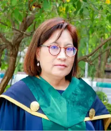 ดร.สุรางค์  เห็นสว่าง ผู้ทรงคุณวุฒิด้านการเงิน คณะบริหารธุรกิจ มหาวิทยาลัยเกษตรศาสตร์