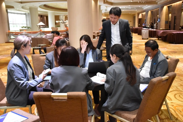 LINE_ALBUM_VUCA 9_250928_62